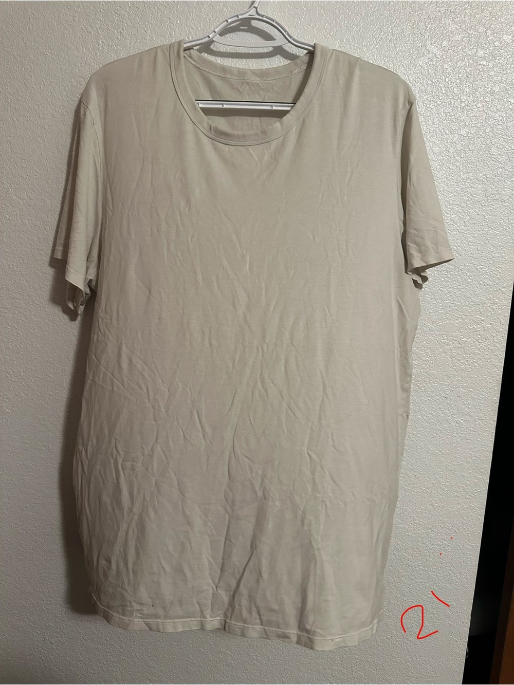 Lululemon Men's Classic Crew Neck T-Shirt in Light Beige